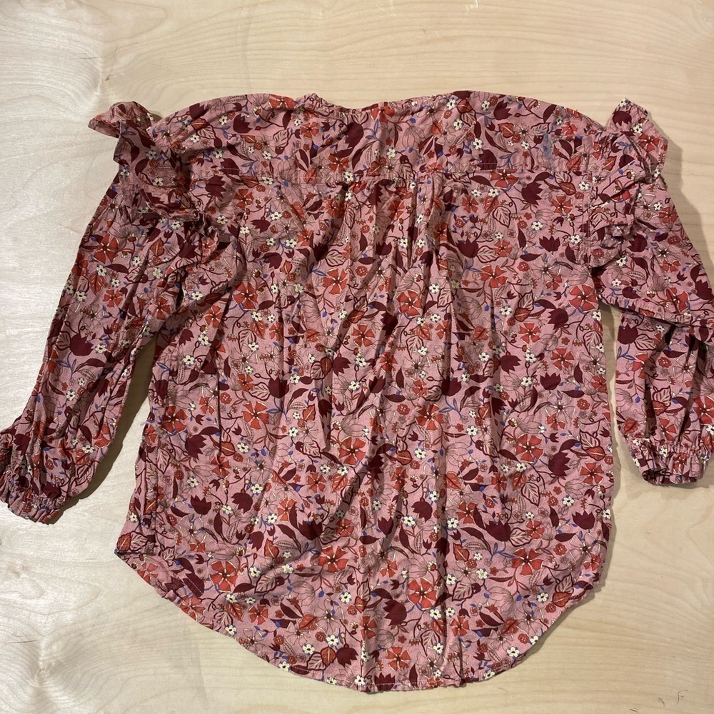 Free Assembly Blouse Small (BF) - Picture 8 of 10